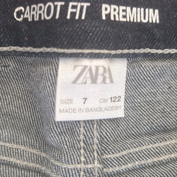 Zara Kids jeans -never worn excellent like new condition. unisex jeans! - Picture 3 of 8